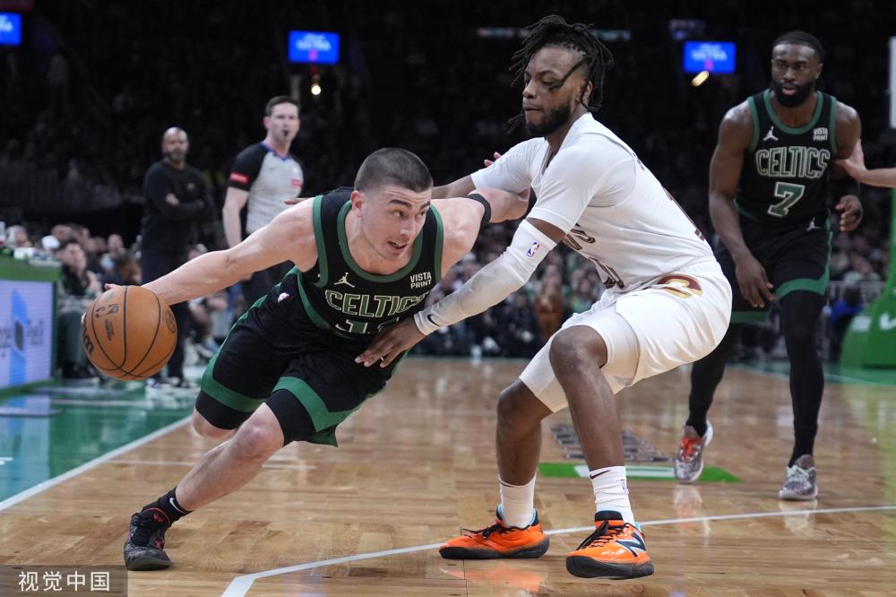 此次引援更 此次引援更